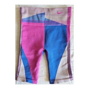 Nike Women's Icon Clash Seamless 8" Biker Shorts